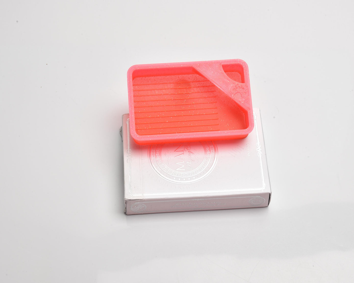 Strawberry Smoothie Translucent Ombre - SPECIAL EDITION - Cat-Proof Diamond Painting Tray with Lid