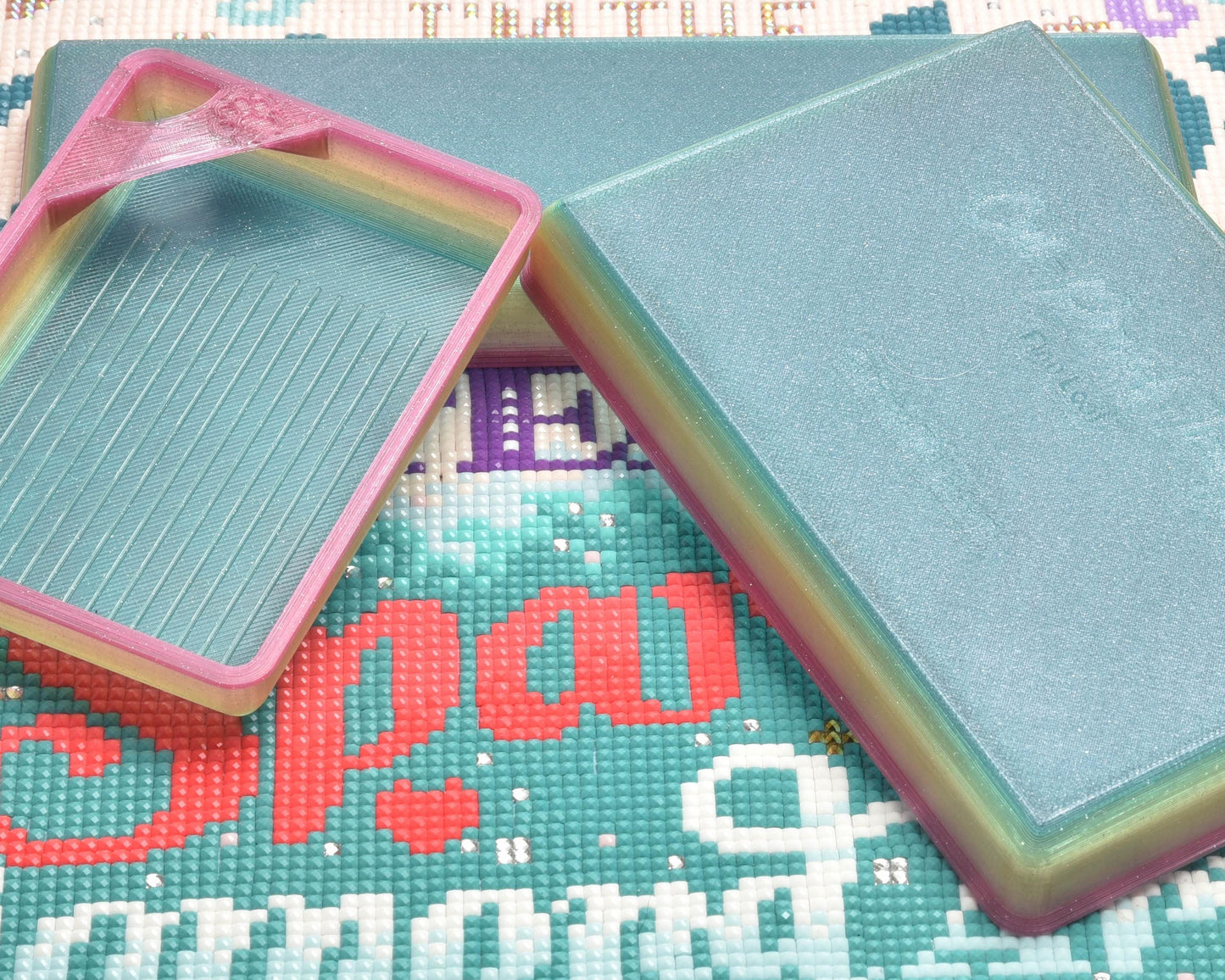Rock Candy - LOAF SPECIAL EDITION - Cat-Proof Diamond Painting Tray with Lid