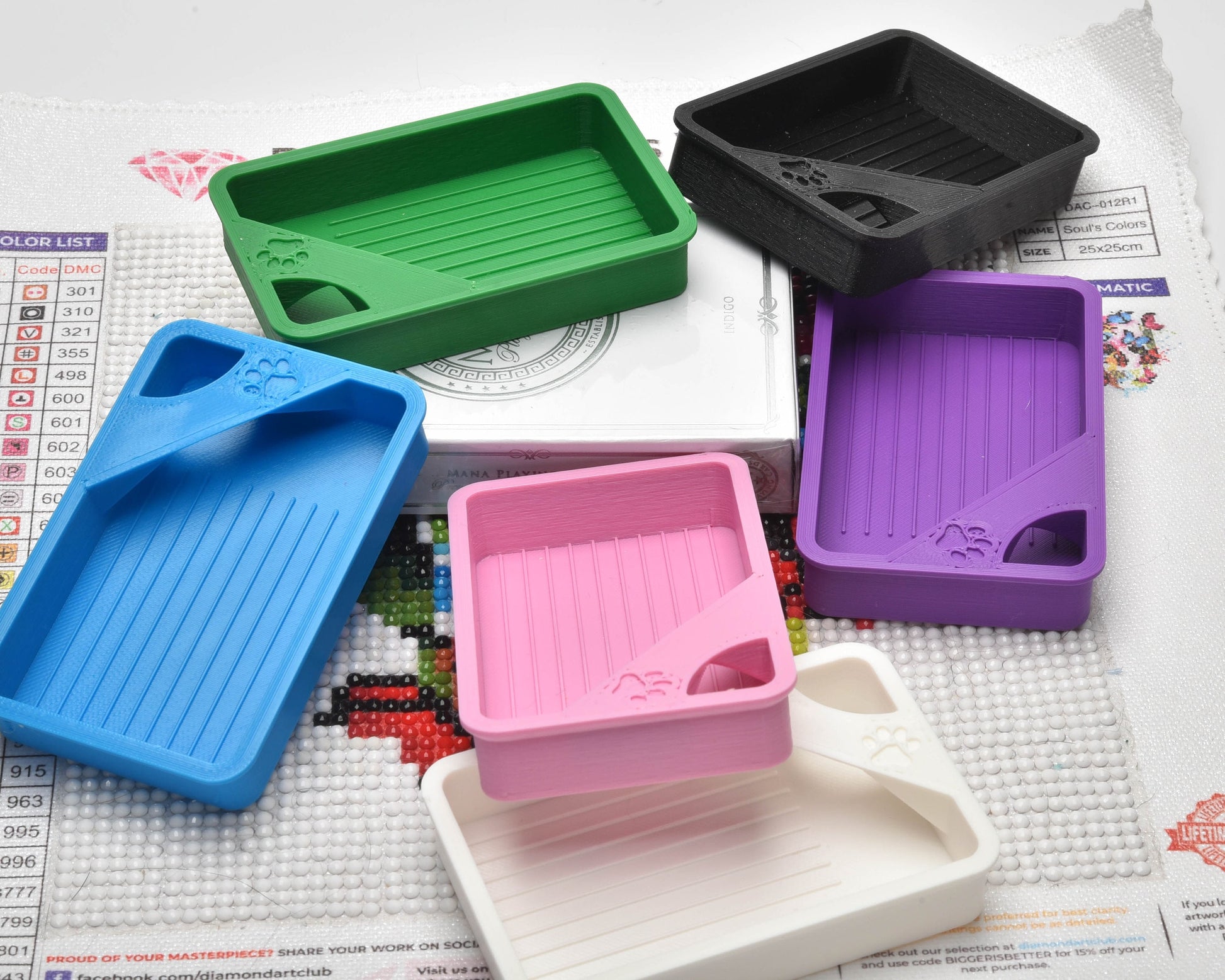 Kitten - Small Cat-Proof Diamond Painting Tray with Lid