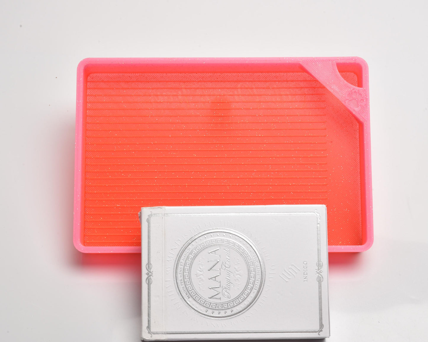 Strawberry Smoothie Translucent Ombre - GRIDDED SPECIAL EDITION - Cat-Proof Diamond Painting Tray with Lid