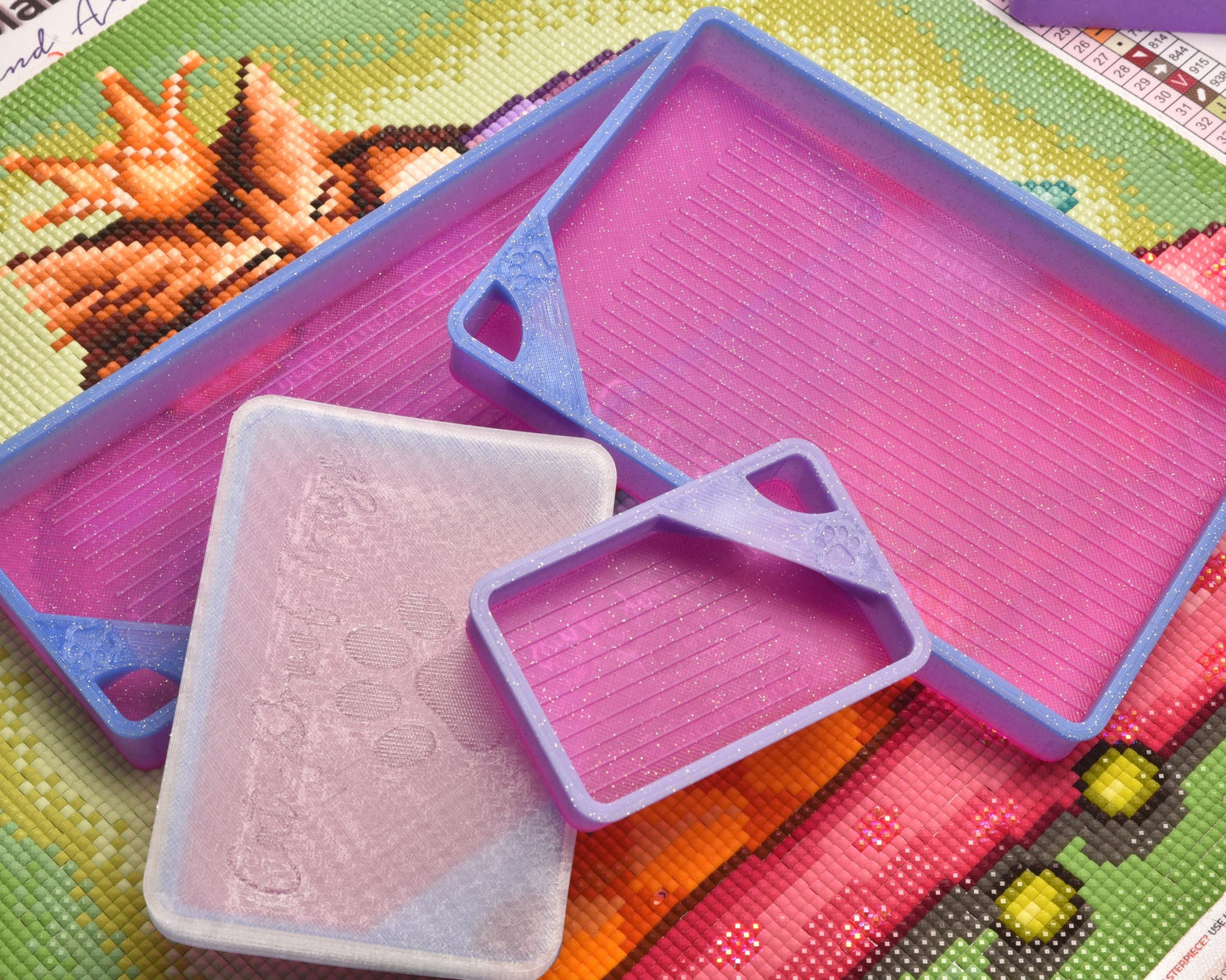 Neon Disco Pink/Blue Translucent Sparkle - SPECIAL EDITION - Cat-Proof Diamond Painting Tray with Lid