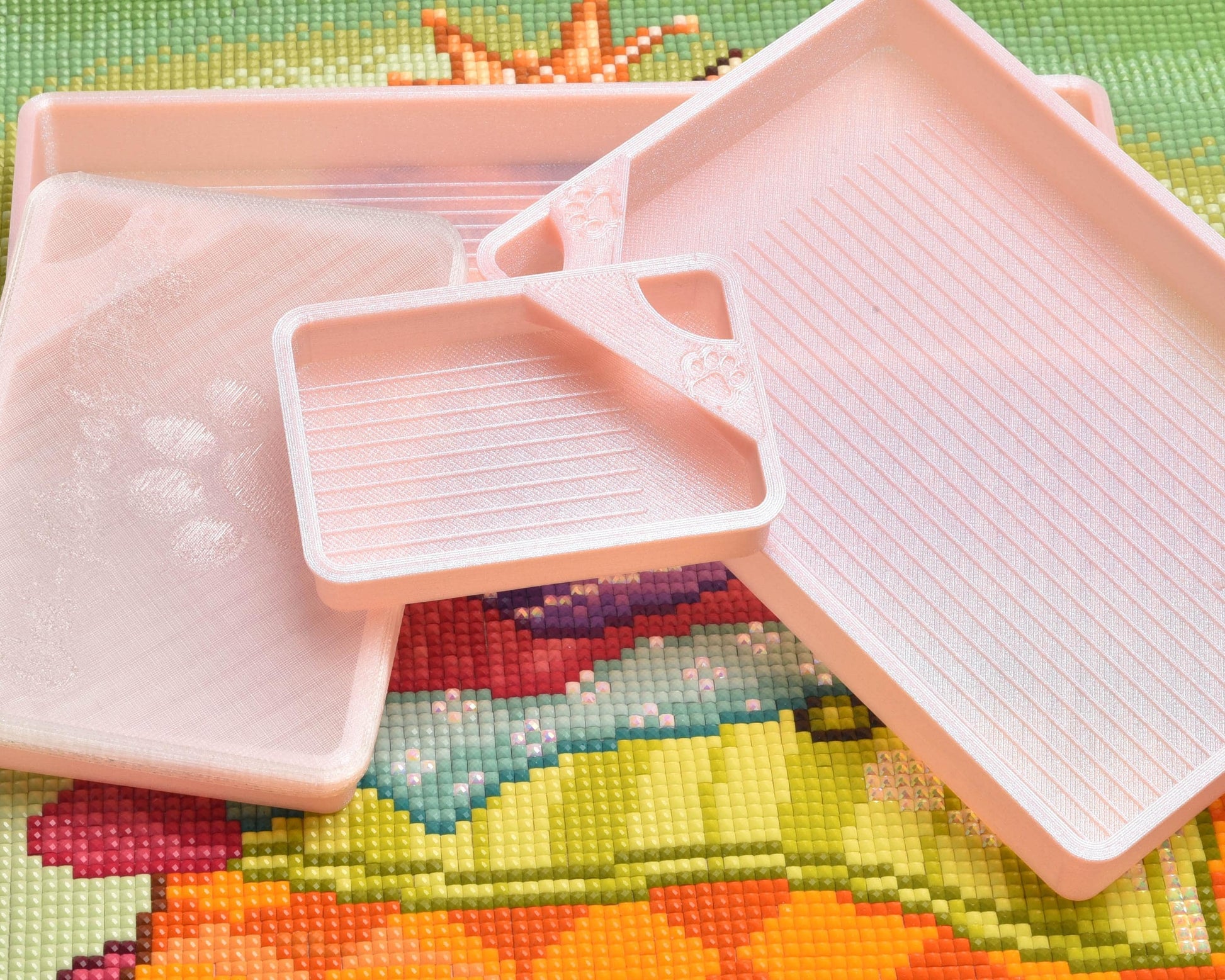 Cherry Blossom - SPECIAL EDITION - Cat-Proof Diamond Painting Tray with Lid