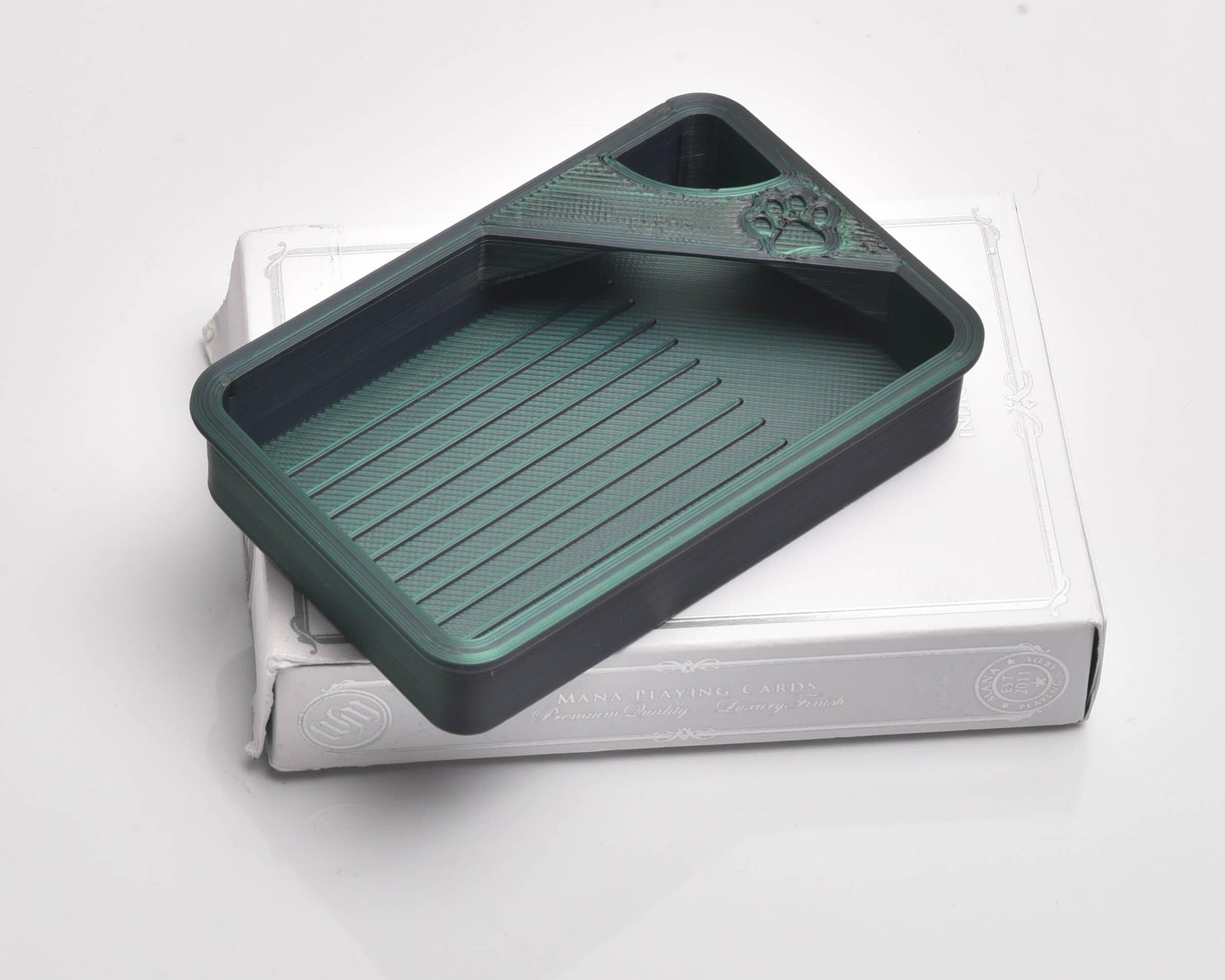 Irish Shadows - SPECIAL EDITION - Cat-Proof Diamond Painting Tray with Lid