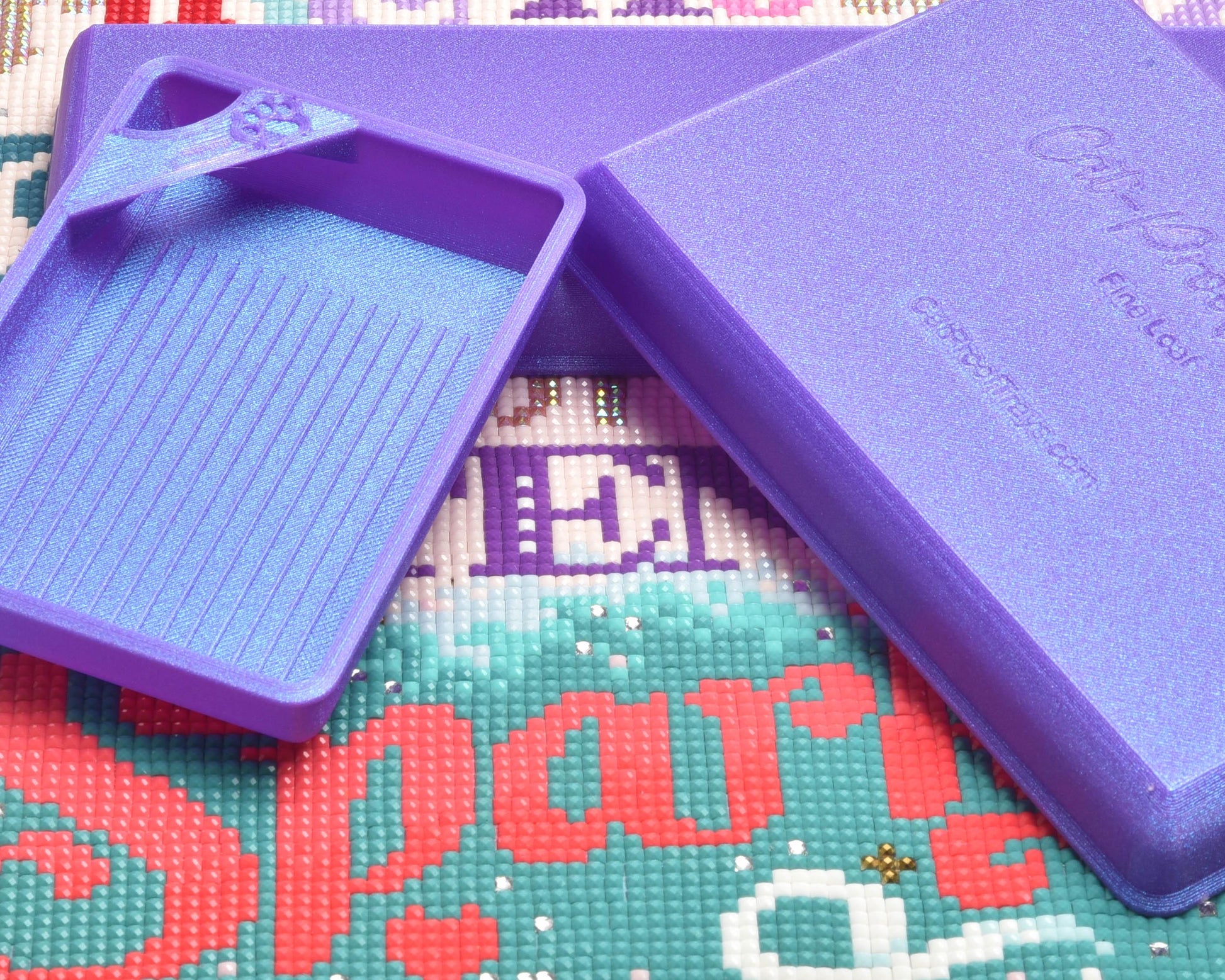 Grape Jelly - LOAF SPECIAL EDITION - Cat-Proof Diamond Painting Tray with Lid