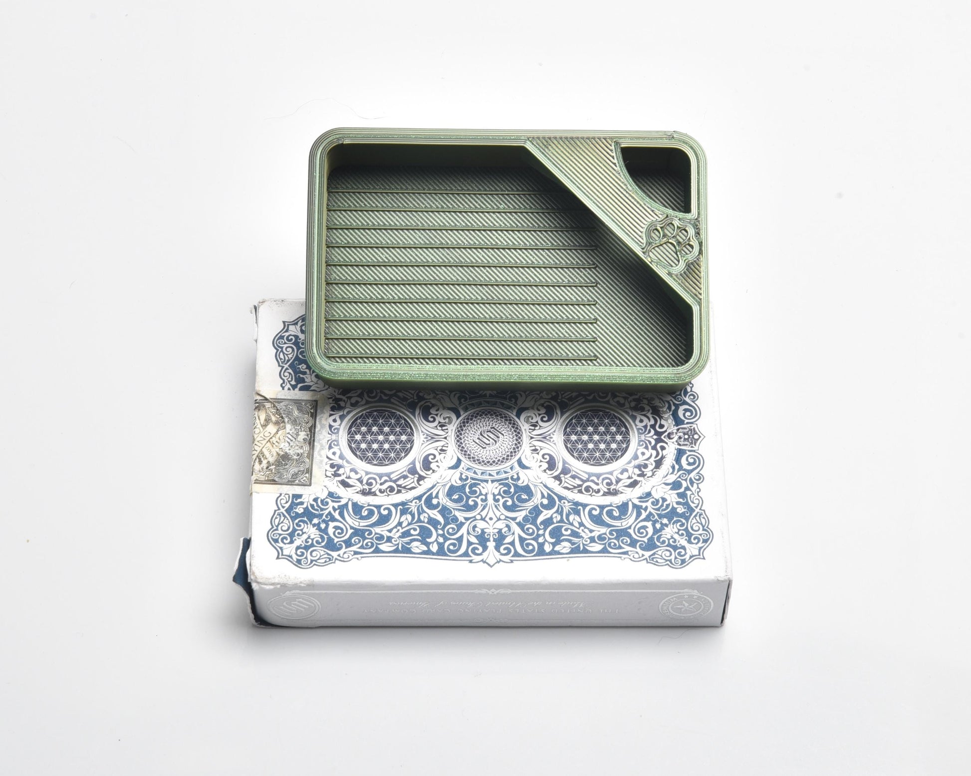 Ivy League - SPECIAL EDITION - Cat-Proof Diamond Painting Tray with Lid