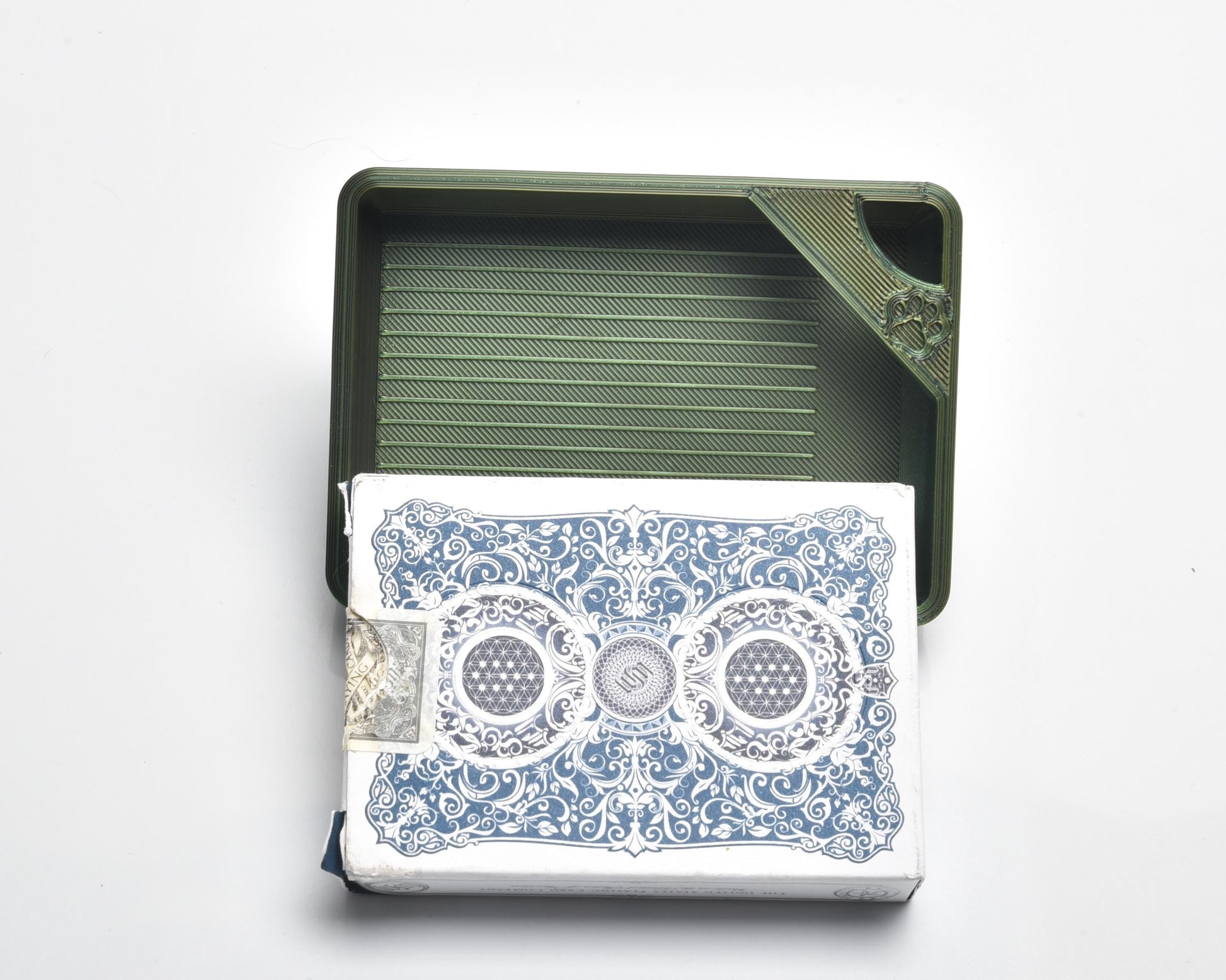 Ivy League - LOAF SPECIAL EDITION - Cat-Proof Diamond Painting Tray with Lid