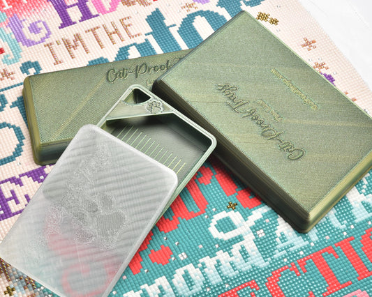 Ivy League - LOAF SPECIAL EDITION - Cat-Proof Diamond Painting Tray with Lid