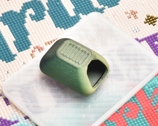 Ivy League - Litter Box Drill Collector & Cover Minder