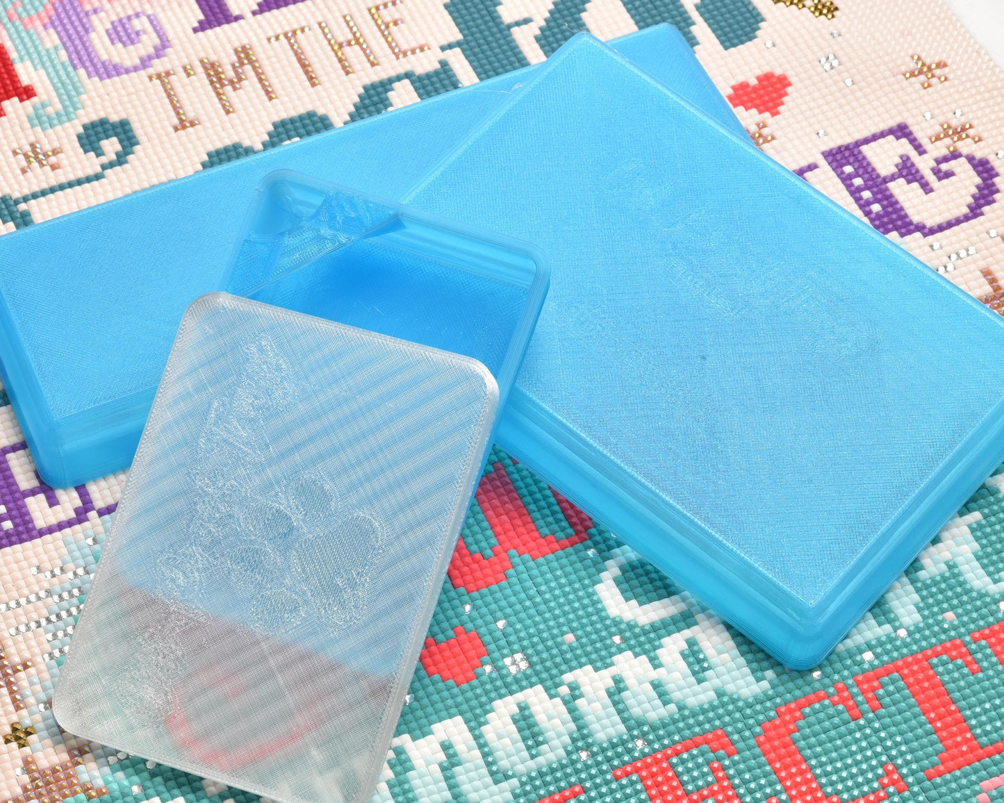 Icicle - LOAF SPECIAL EDITION - Cat-Proof Diamond Painting Tray with Lid