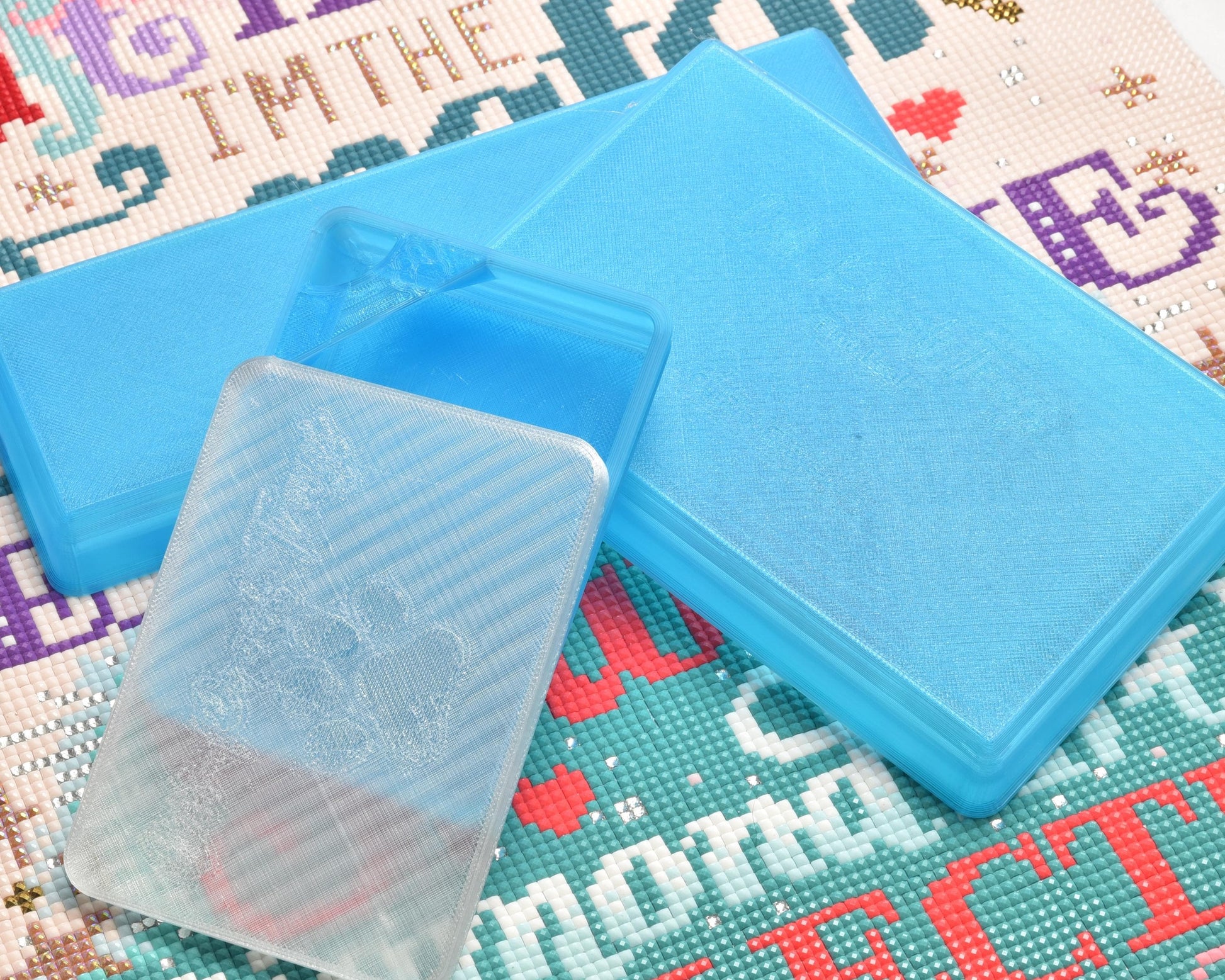 Icicle - LOAF SPECIAL EDITION - Cat-Proof Diamond Painting Tray with Lid