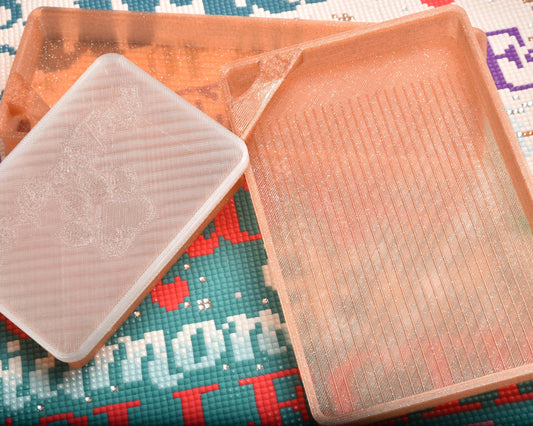 Butterscotch Cinnamon Pie - GRIDDED SPECIAL EDITION - Cat-Proof Diamond Painting Tray with Lid