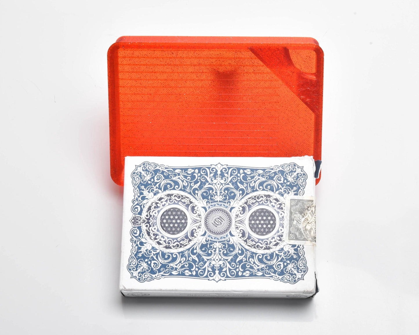 Red Berries Holiday - GRIDDED SPECIAL EDITION - Cat-Proof Diamond Painting Tray with Lid