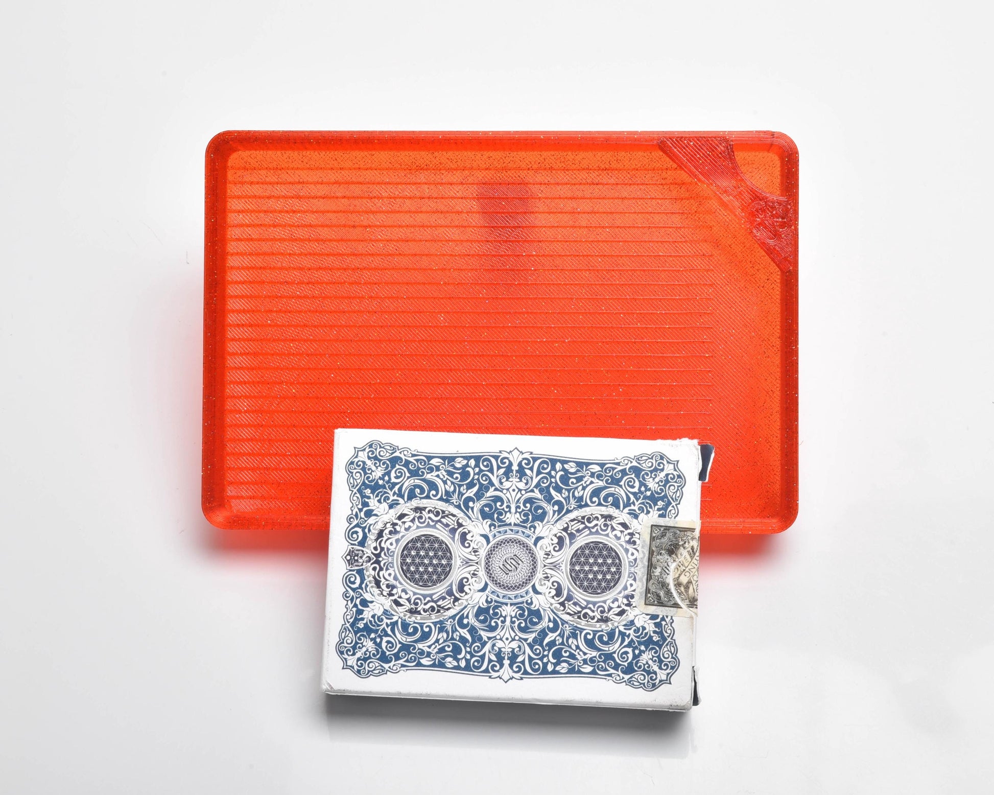 Red Berries Holiday - GRIDDED SPECIAL EDITION - Cat-Proof Diamond Painting Tray with Lid